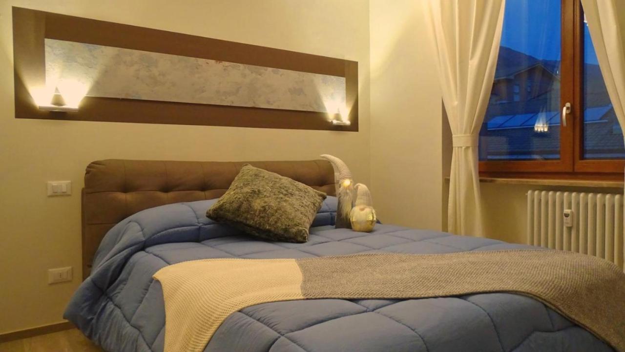 Blue Moon - Via Parigi Apartments Aosta Exterior photo