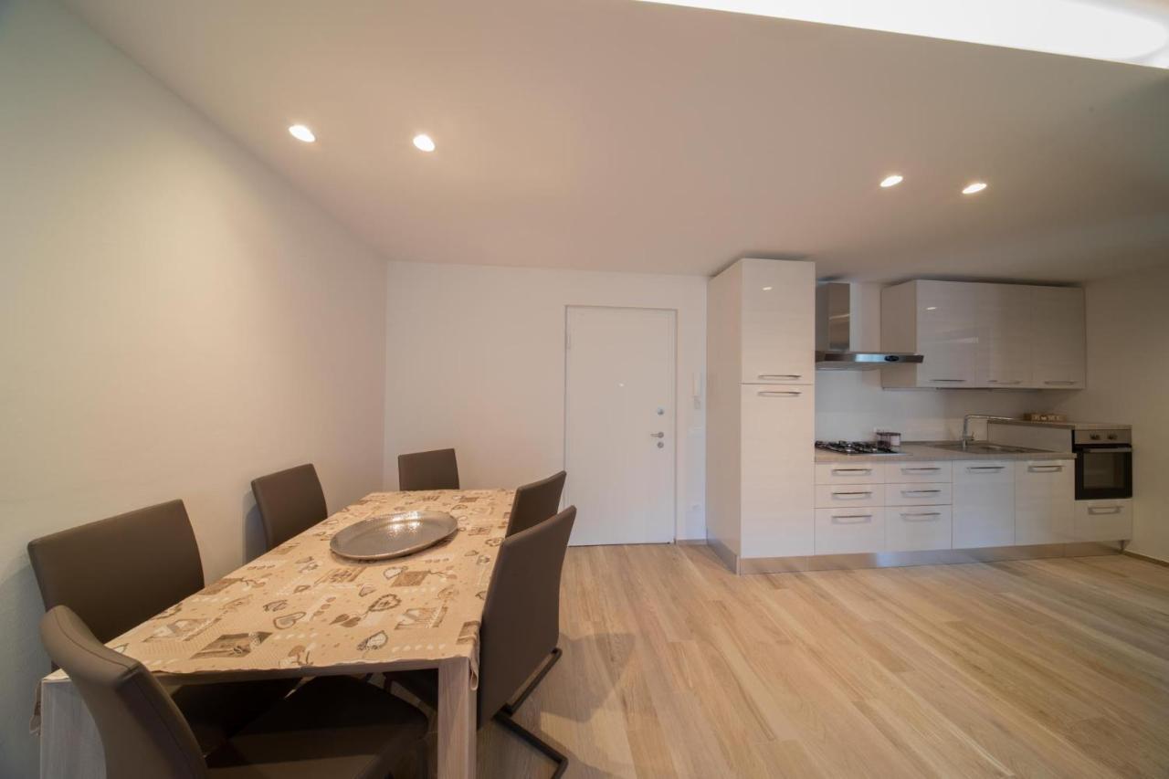 Blue Moon - Via Parigi Apartments Aosta Exterior photo